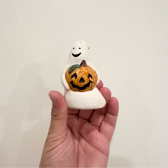 Halloween Hand Painted Black Cat Ghost Pumpkin Salt Pepper Shakers - Picture 2 of 9